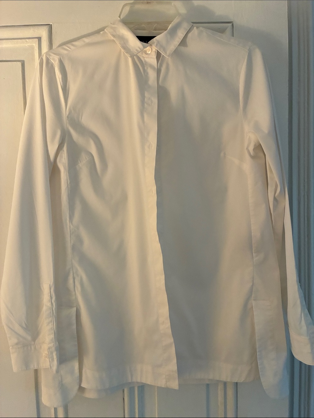 Premise Crisp White Women's Button-Up Blouse